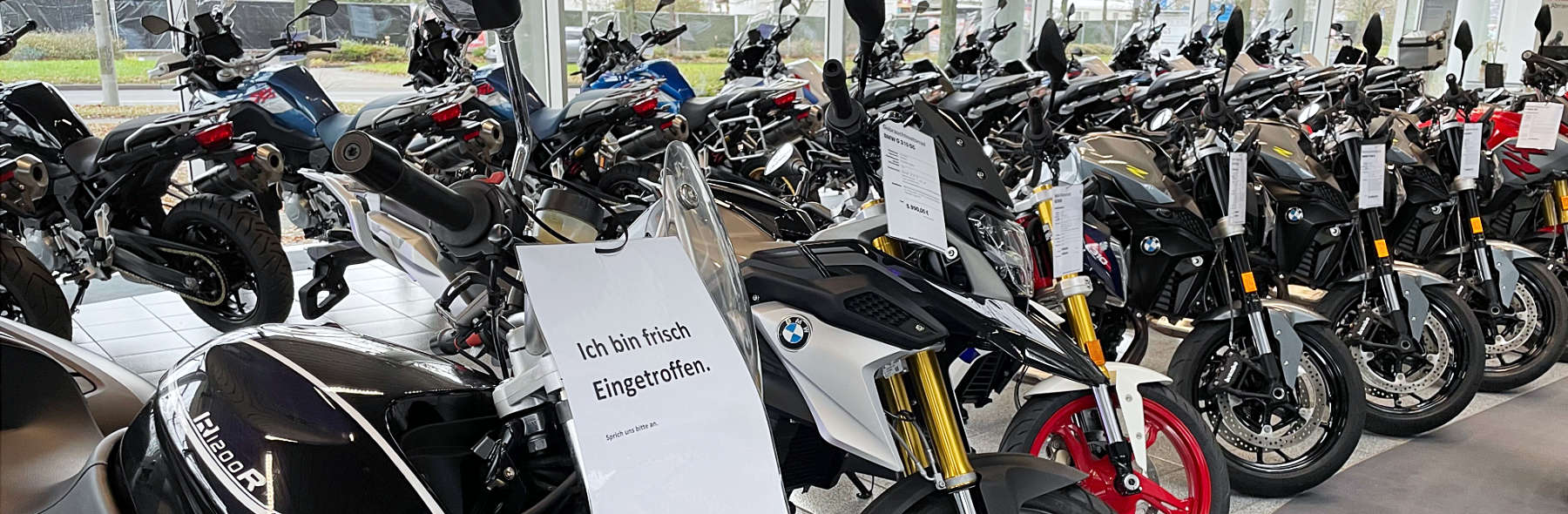 Junge gebrauchte BMW Motorräder