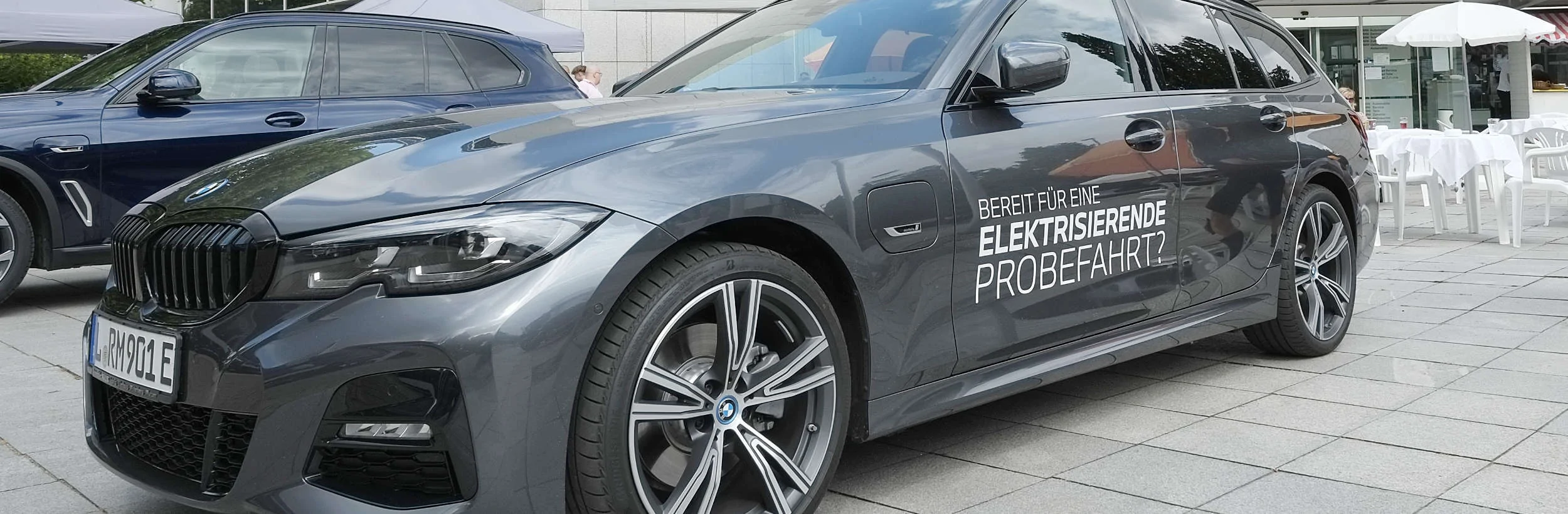 Vollelektrische- und hybride Modelle der Marke BMW